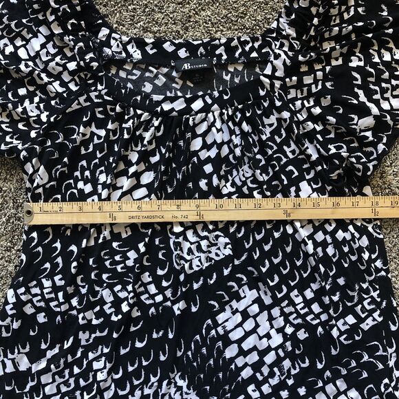 Women’s AB Studio Extra Large Black And White Geometric Shapes Blouse - Picture 3 of 6